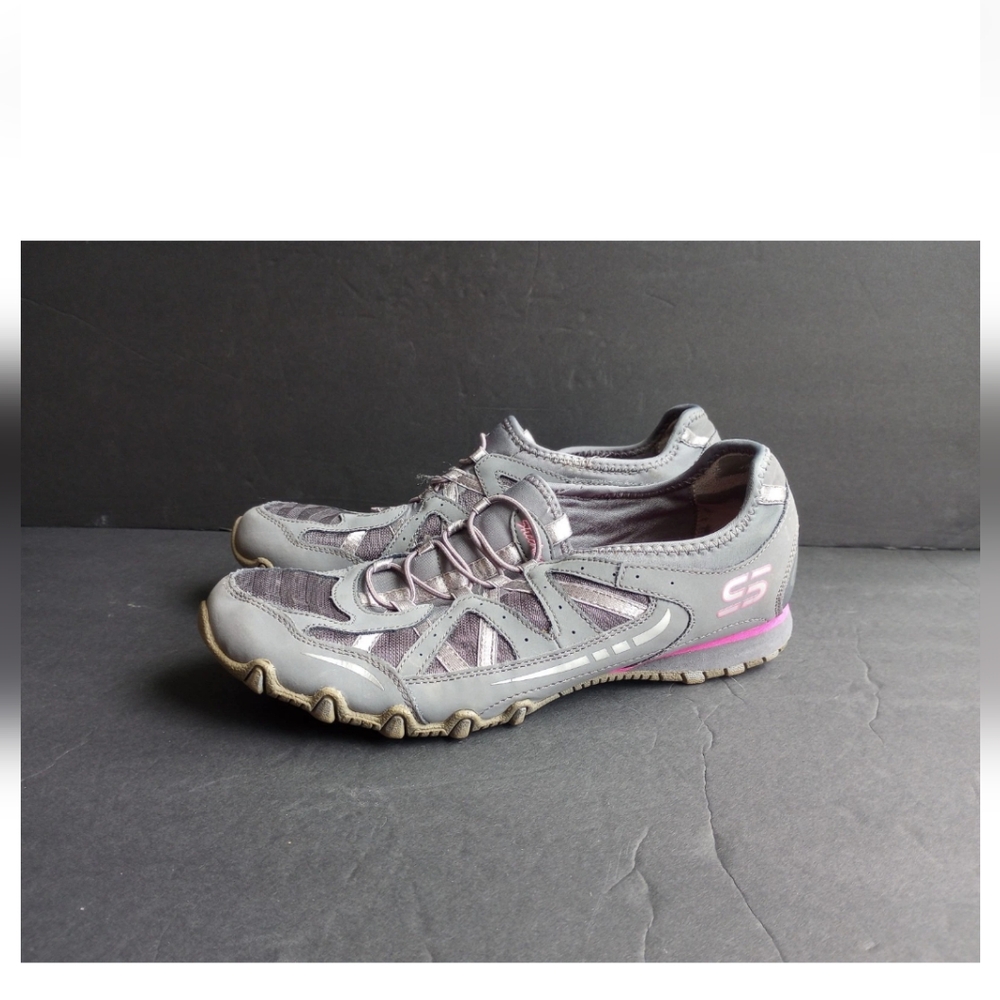 Skechers  Womens 9 Leather Sneakers  Bungee Slip On Shoes Grey Pink Pre-owned